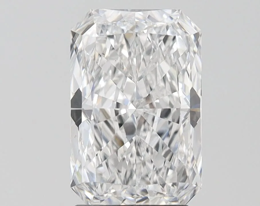2.51 carat E-VS2 Radiant Cut Lab Grown Diamond