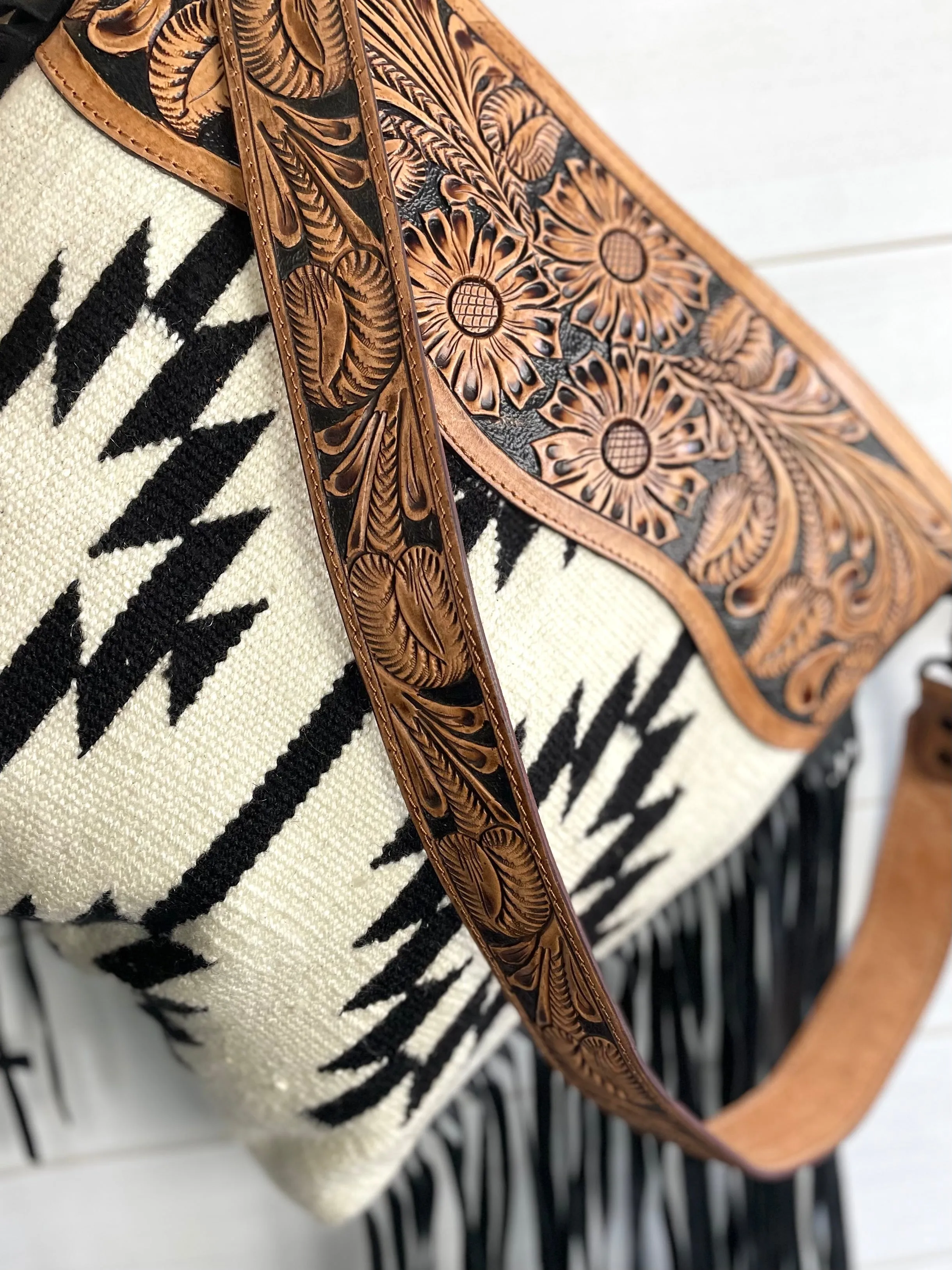 Aztec Patterned Cream and Black Wool Leather Tooled Fringe Bag