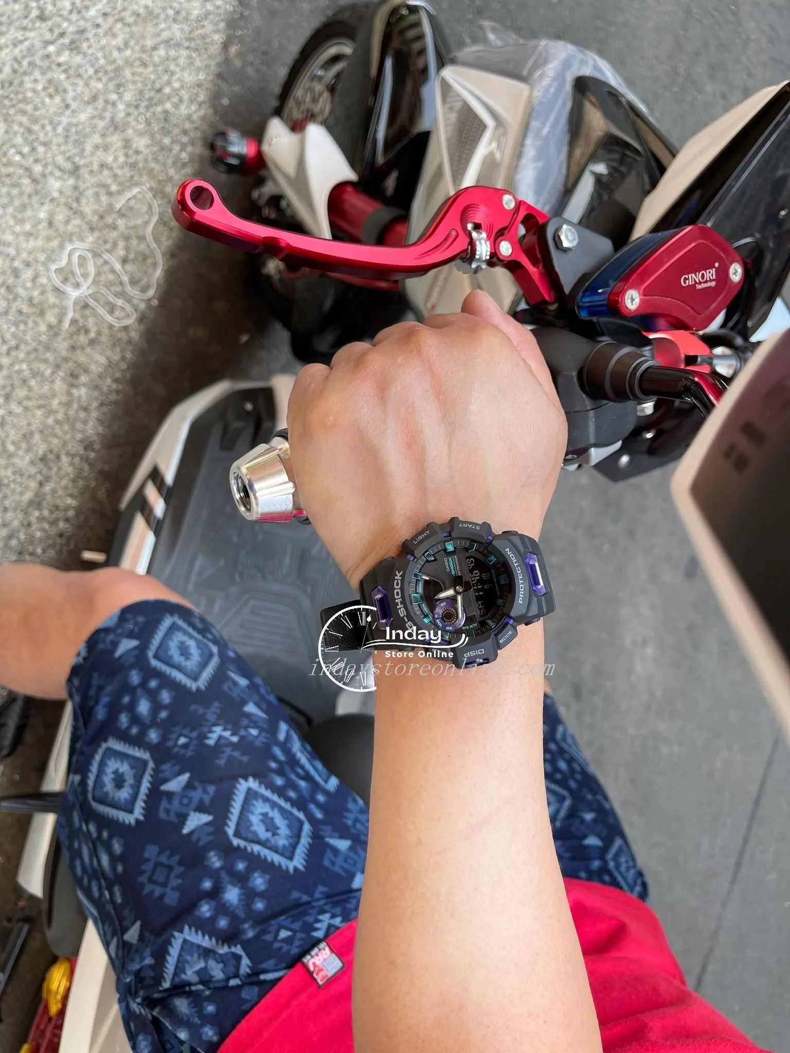 Casio G-Shock Men's Watch GBA-900-1A6 Analog-Digital G-Squad GBA-900 Series Shock Resistant Mobile link (Automatic connection, wireless linking using Bluetooth®) Mineral Glass