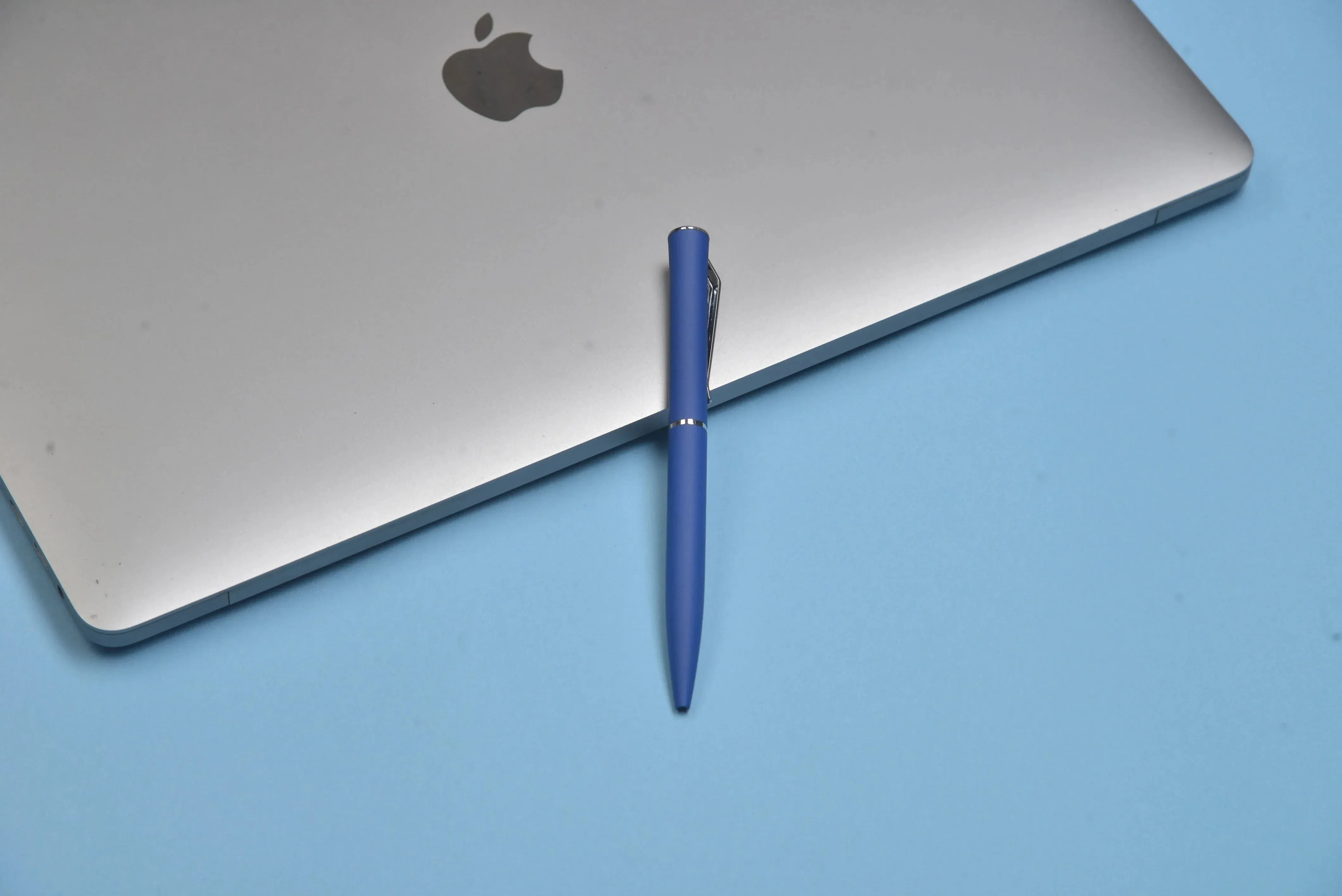 Classy Hardcover Diary   Classic Metal Pen   Classy Leather Metal Keychain   Classy Card Holder - Blue