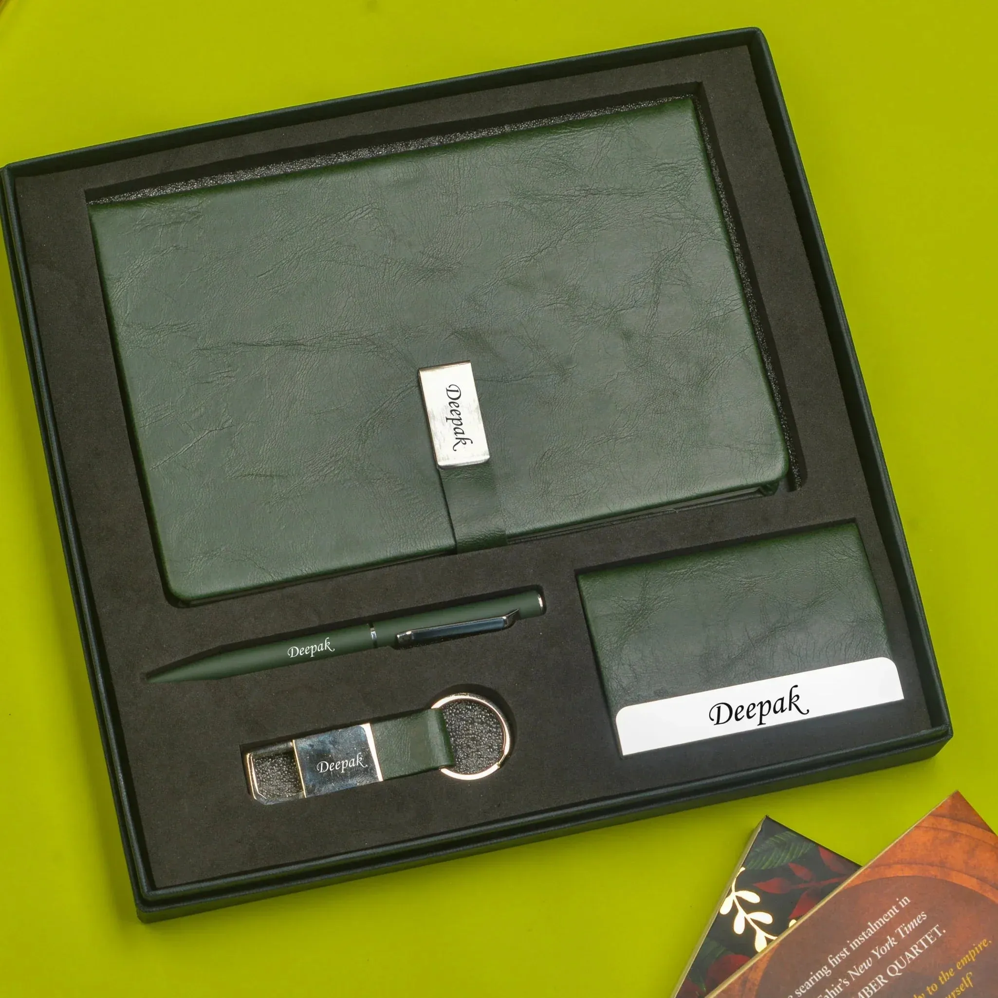Classy Metal Flip Diary   Classic Metal Pen   Classy Leather Metal Keychain   Classy Card Holder - Green