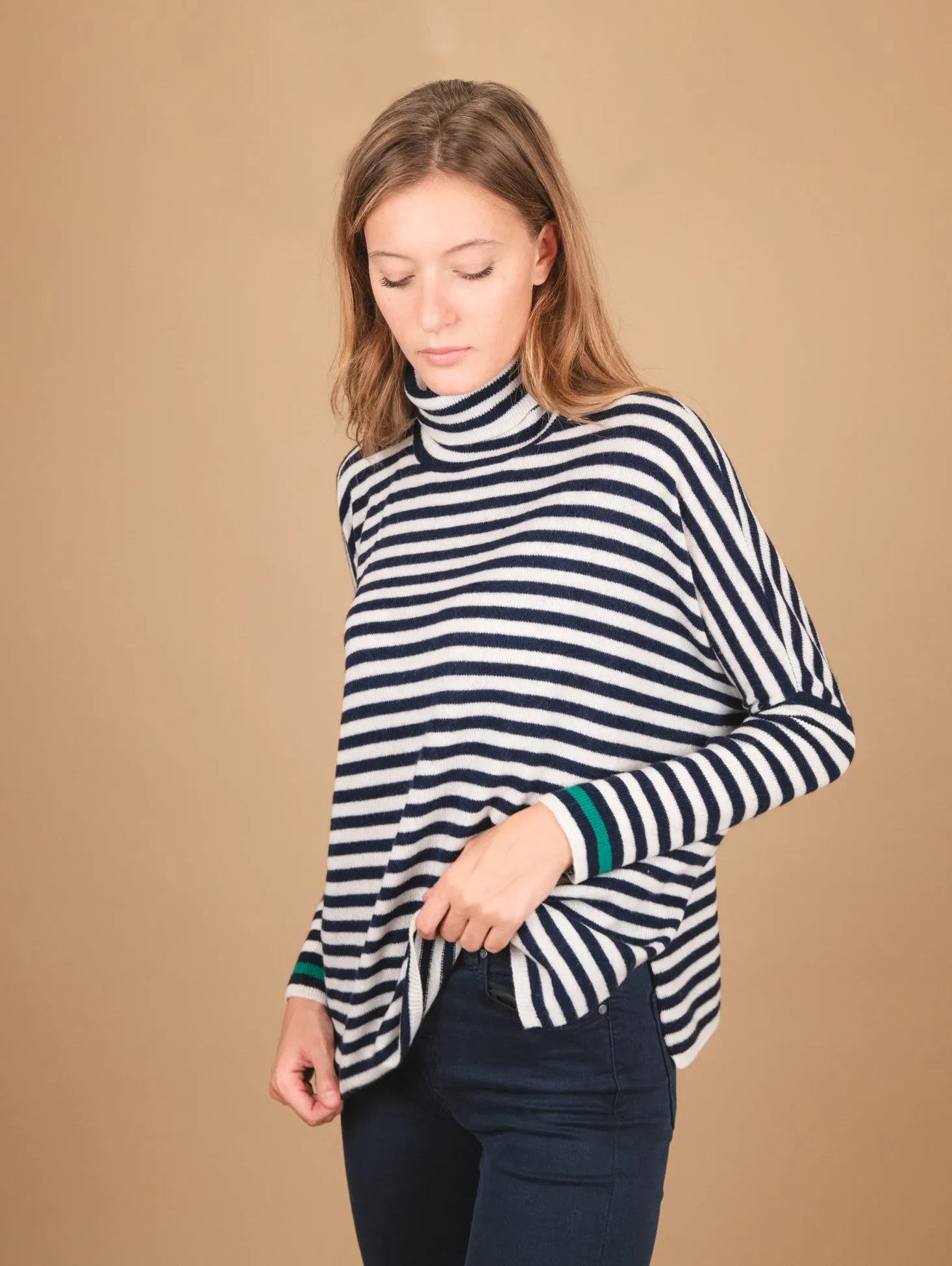 DOLCEVITA OVERSIZE IN CASHMERE  A RIGHE NERE