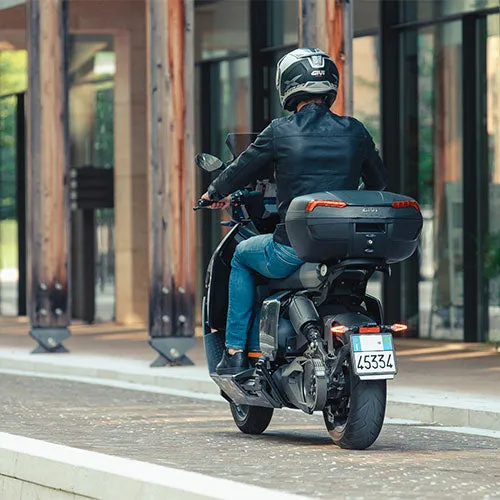 Givi E46NT Riviera Monolock Top Box (46 litre)