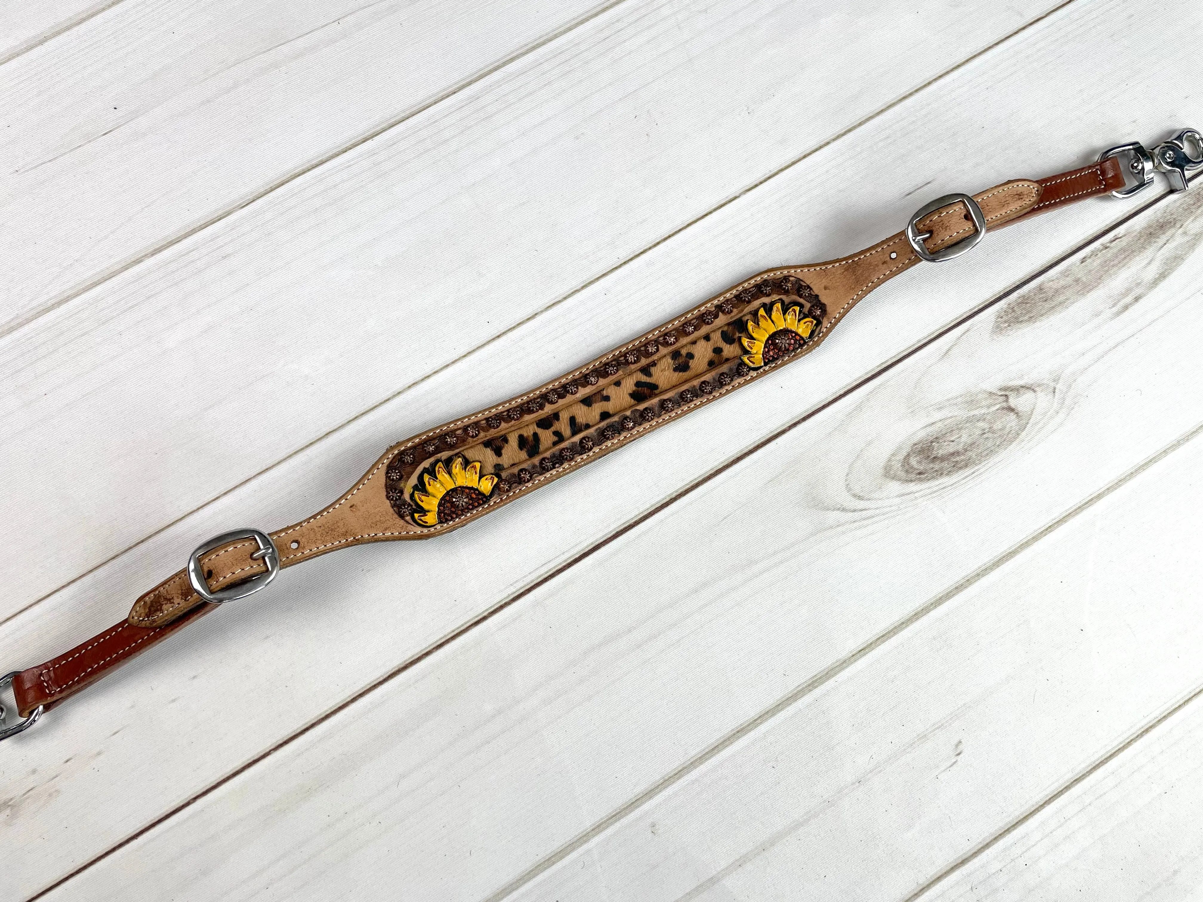 Leopard Sunflower Wither Strap