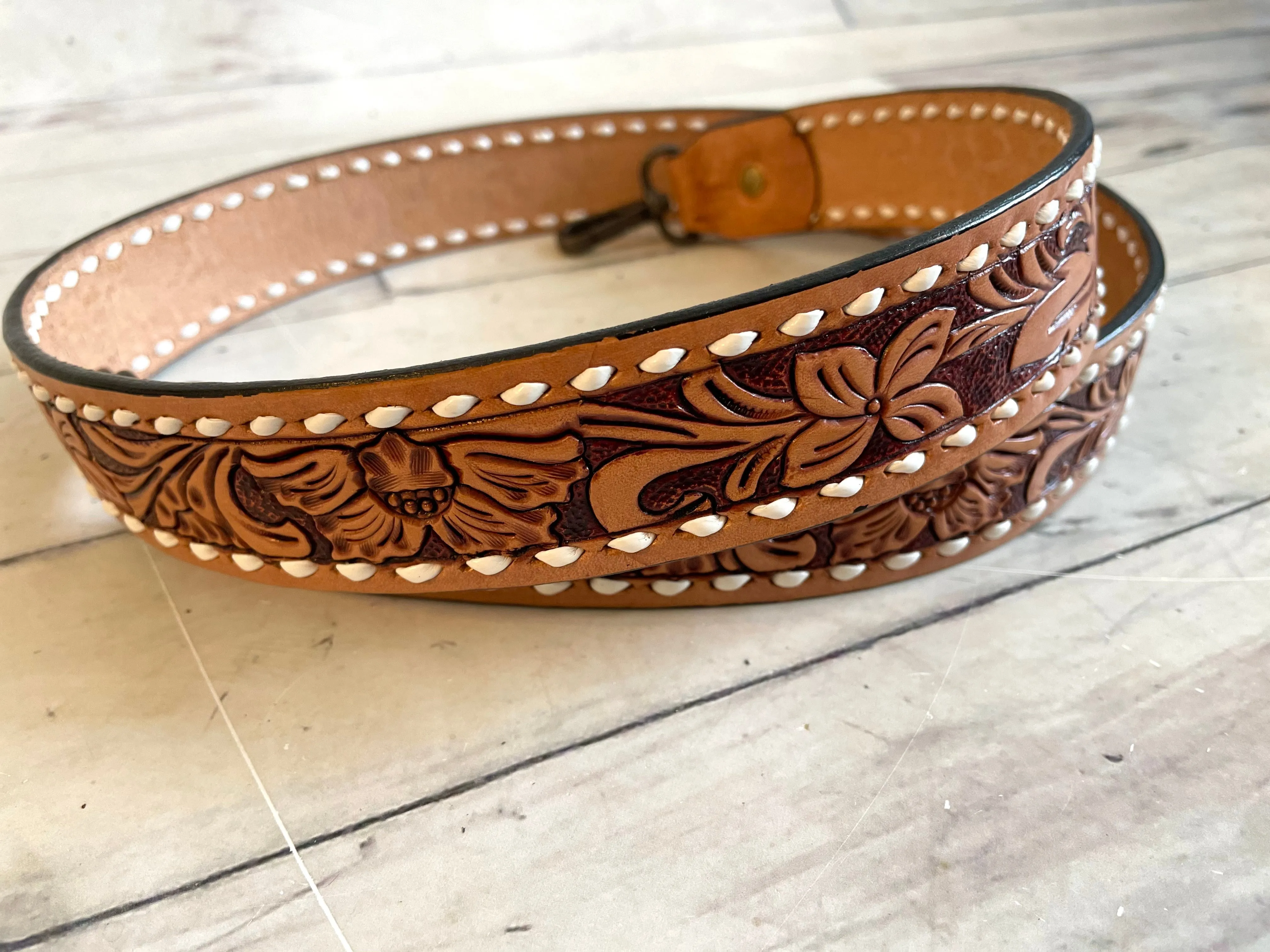Medium / Light Leather Tooled Handbag Strap with White Buckstitch