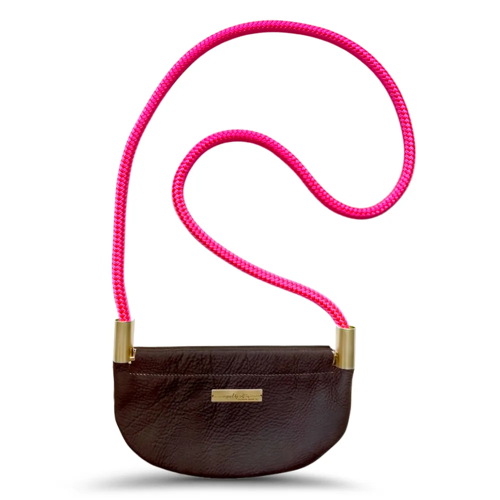 Oyster Shell Bag in Brown Leather