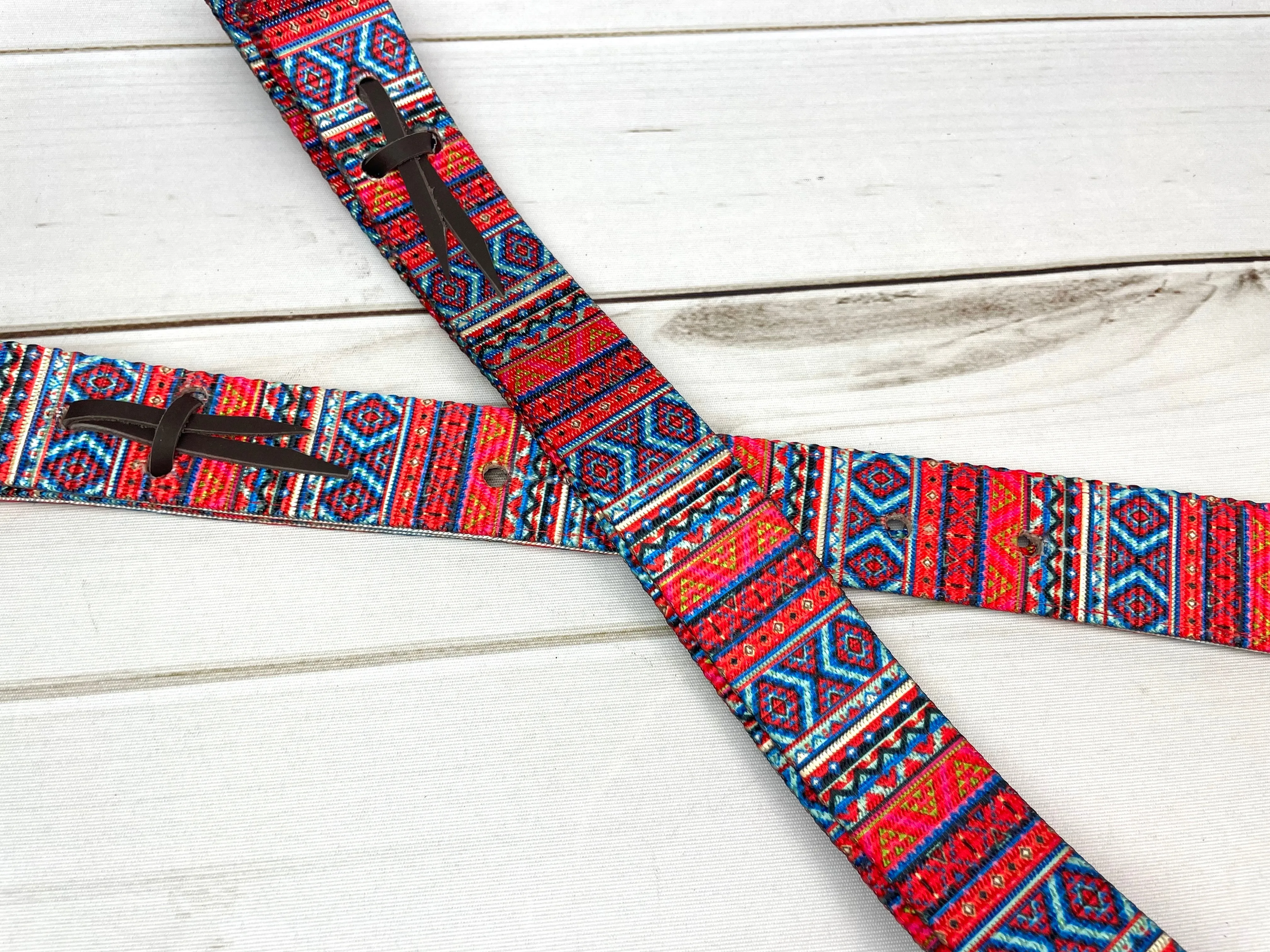 Red Aztec Pattern Cinch Strap Set