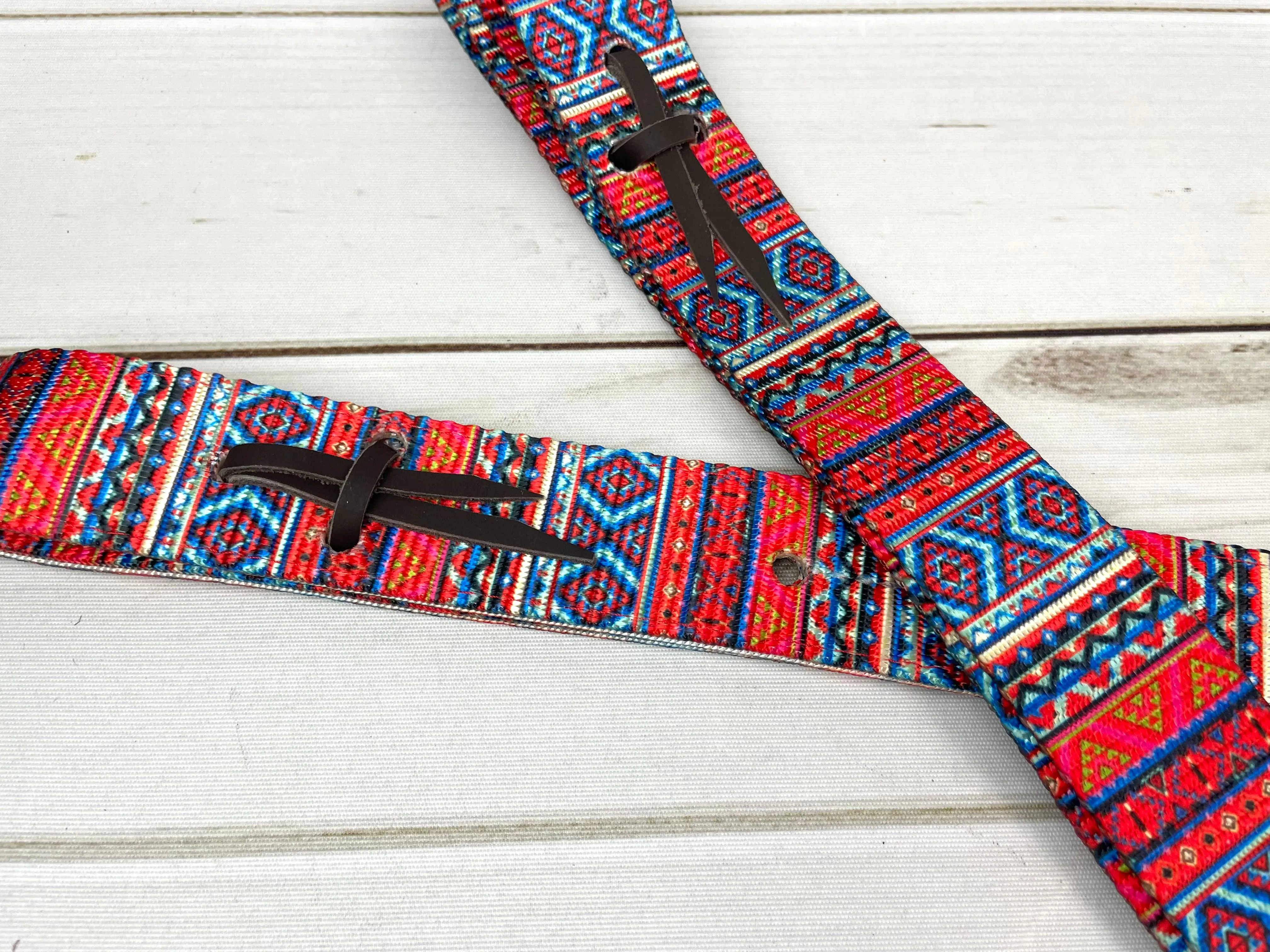 Red Aztec Pattern Cinch Strap Set
