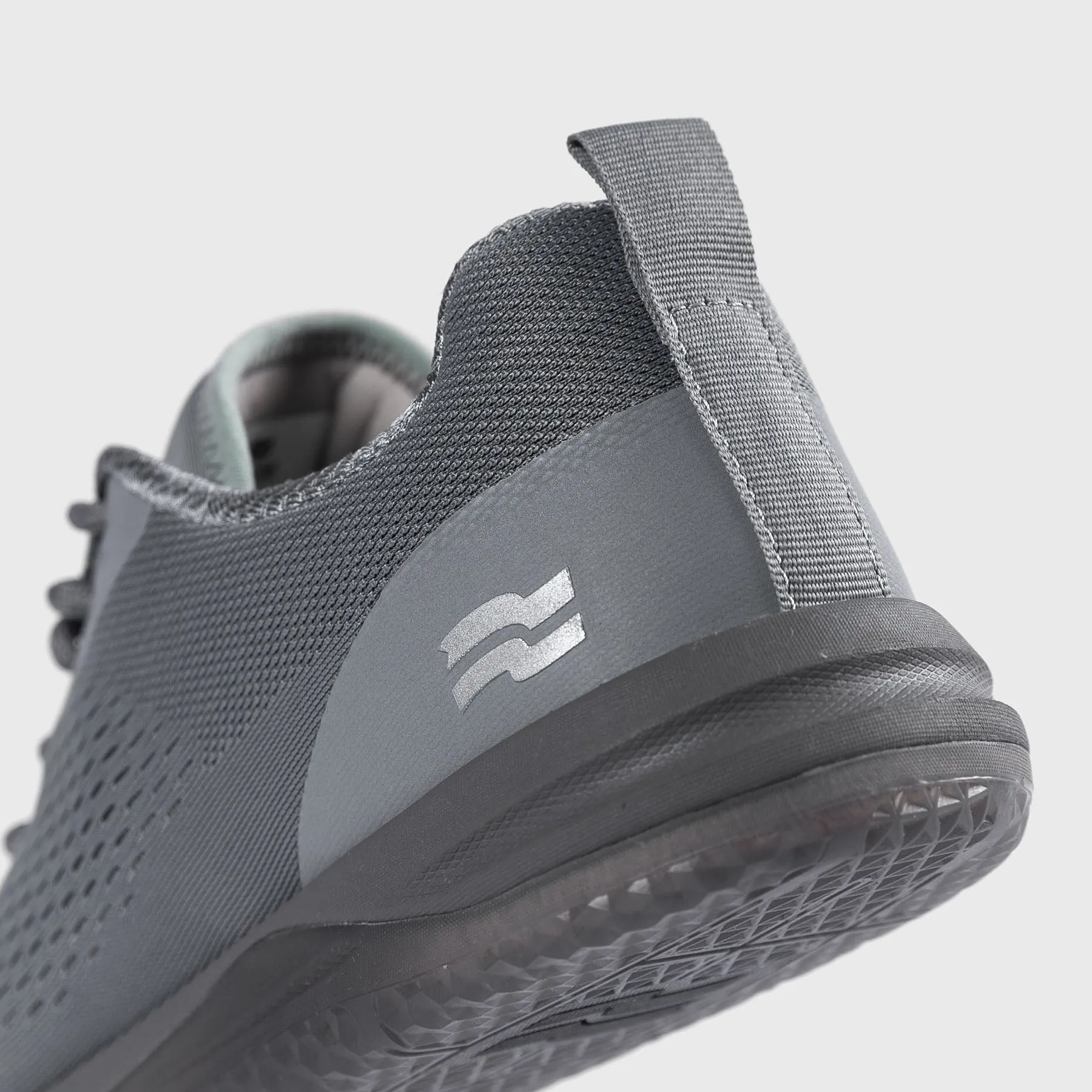 STRIKE MVMNT - HAZE TRAINER - SMOKED GREY