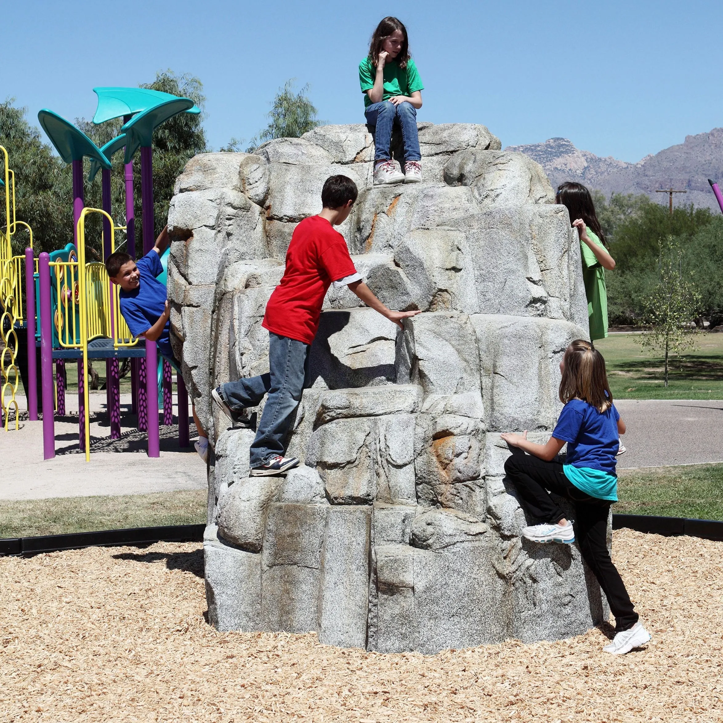 UltraPLAY NatureRocks Large Granite Boulder